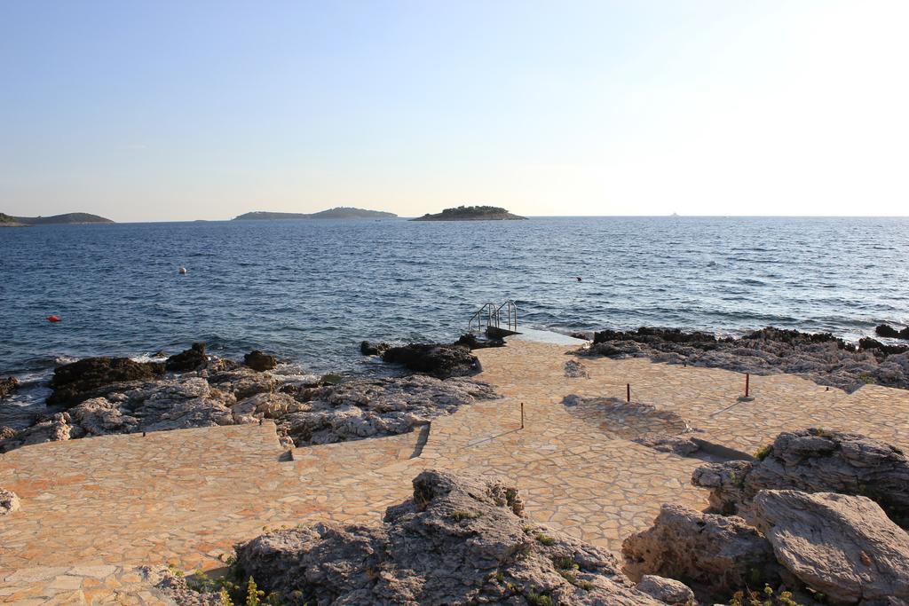 Apartments 4 Dolphins Rogoznica  Luaran gambar