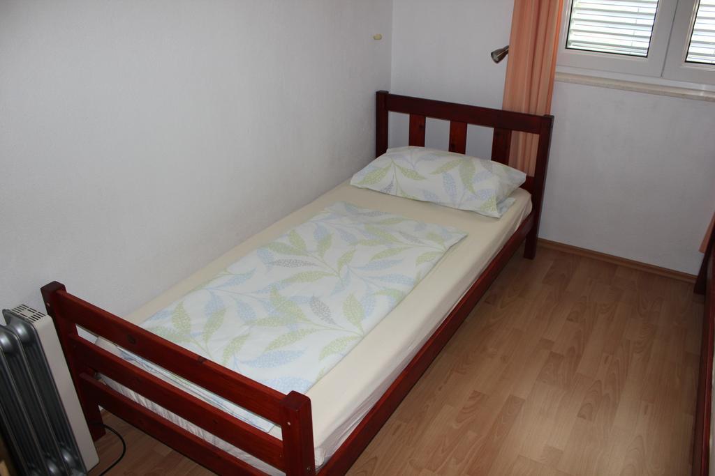Apartments 4 Dolphins Rogoznica  Bilik gambar