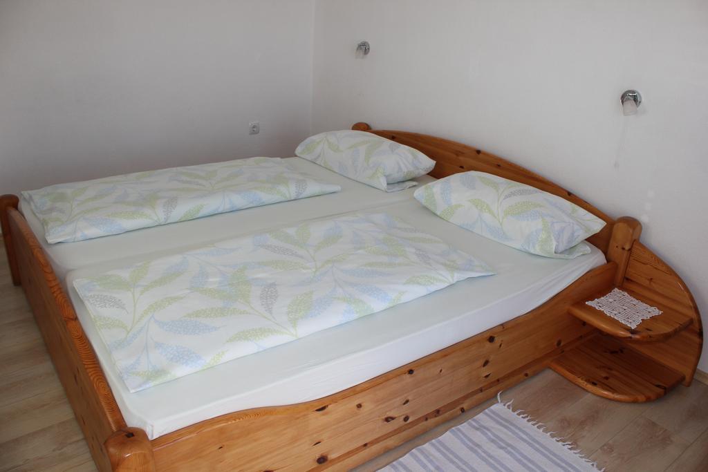 Apartments 4 Dolphins Rogoznica  Bilik gambar