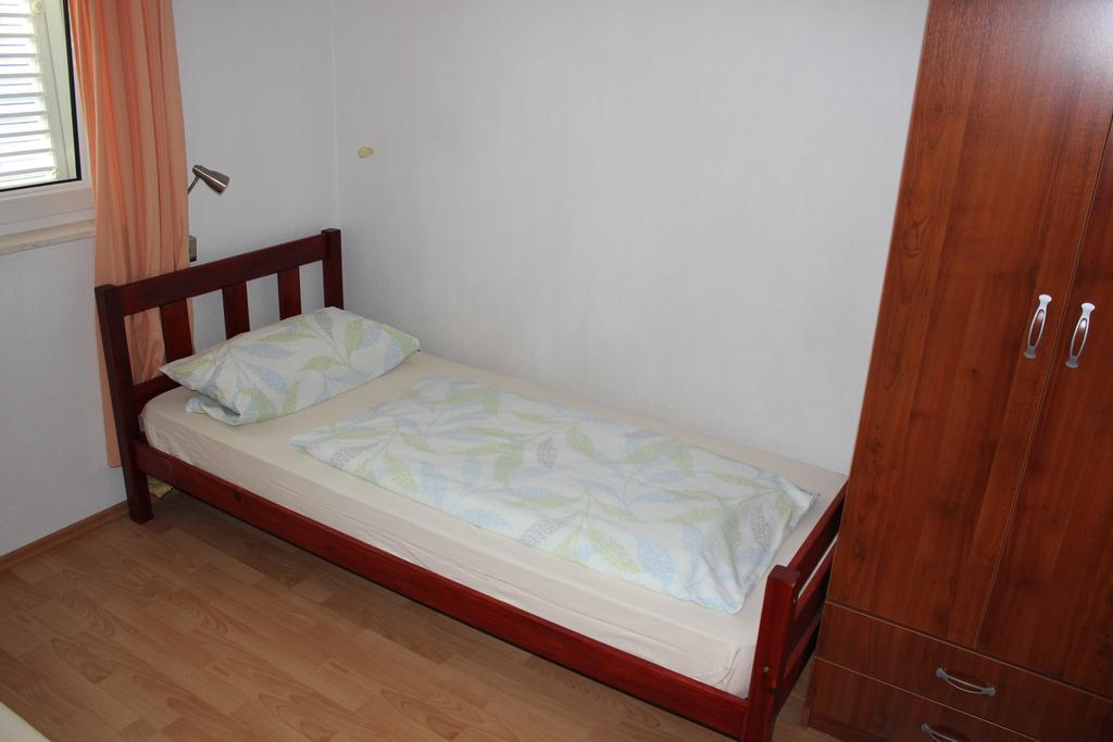 Apartments 4 Dolphins Rogoznica  Bilik gambar